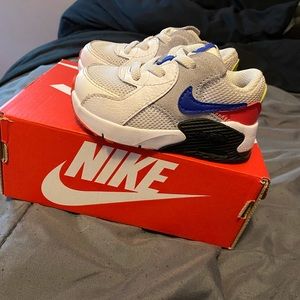 ❗️SOLD❗️Toddler Nike Shoes